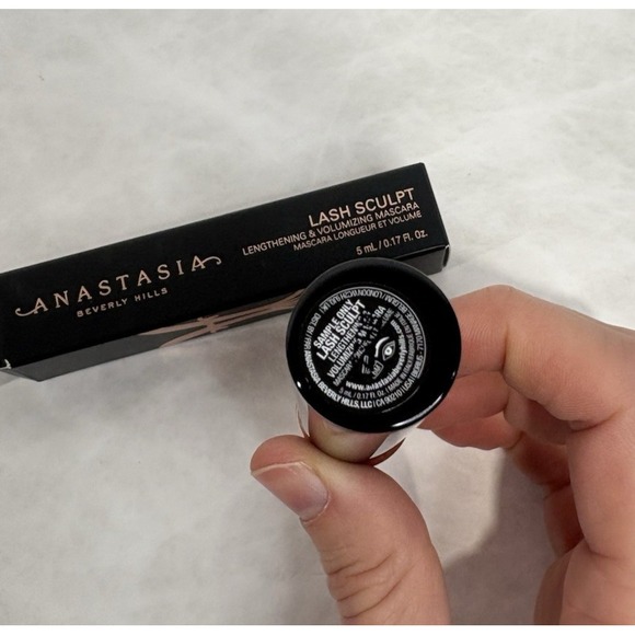 Anastasia Beverly Hills Lash Sculpt Mascara Mini 0.17 oz Lengthening Volumizing - Picture 3 of 4